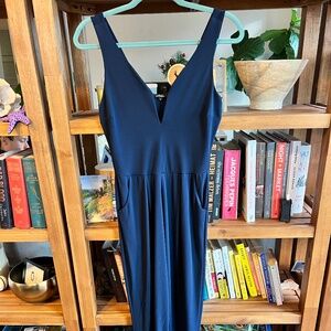 Navy Blue Jumpsuit 🌟 Super chic AND comfy | Ambiance | Size S |